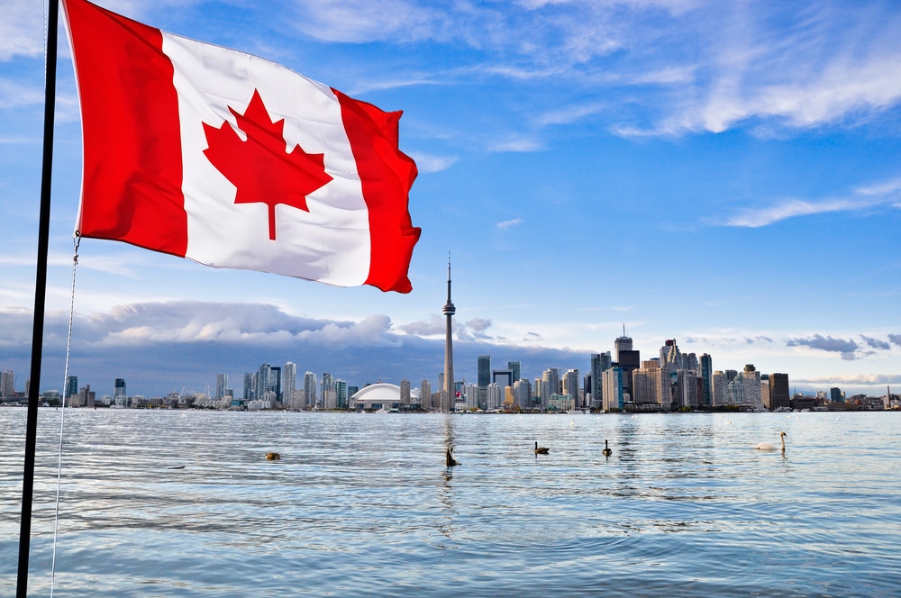 Historic EXPRESS ENTRY Draw: Canada Invited More Than 27,000 candidates to Apply for Permanent Residence